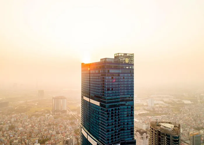 Intercontinental Landmark72 By Ihg